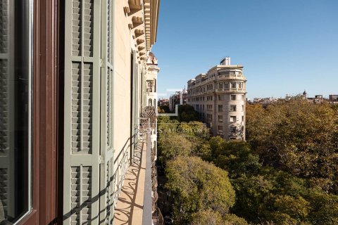 3 bedrooms apartment for sale in Barcelona, Catalonia, Spain № 6555 - photo 10