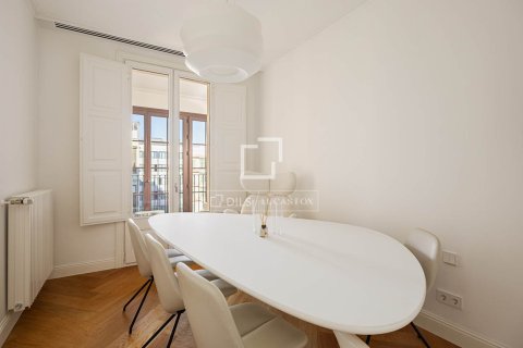 3 bedrooms apartment for sale in Barcelona, Catalonia, Spain № 6555 - photo 21