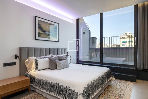 2 bedrooms apartment for sale in Barcelona, Catalonia, Spain № 6554 - photo 21