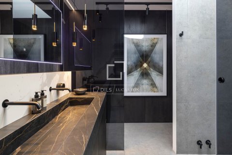 2 bedrooms apartment for sale in Barcelona, Catalonia, Spain № 6554 - photo 19