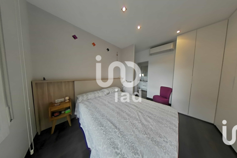 Ático de 3 dormitorios en venta en Barcelona, Cataluña, Spain № 4803 - foto 17