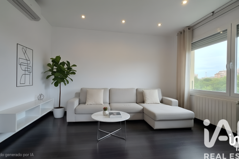 Ático de 3 dormitorios en venta en Barcelona, Cataluña, Spain № 4803 - foto 3