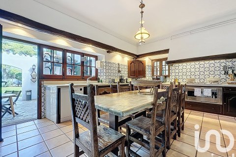 Купить дом в Сан-Пере-де-Рибес, Испания с 11 спален, 1031м², № 4802 - фото 27