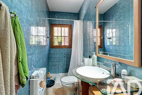 4 bedrooms house for sale in Olivella, Barcelona, Catalonia, Spain № 7516 - photo 9