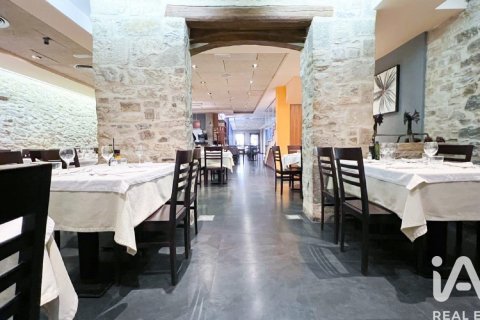 Cafetería / restaurante de 725 m² en venta en Santa Coloma de Queralt, Tarragona, Cataluña, Spain № 7514