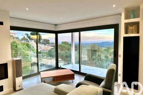 4 bedrooms house for sale in Lloret de Mar, Girona, Catalonia, Spain № 7511 - photo 18