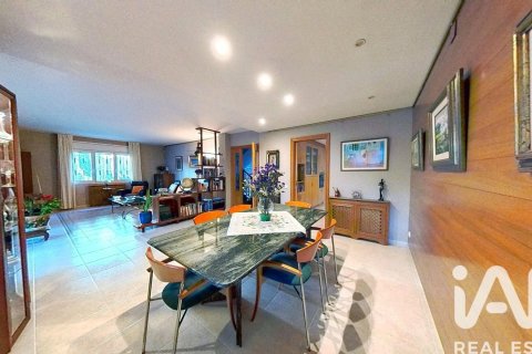 7 bedrooms house for sale in Calafell, Tarragona, Catalonia, Spain № 7510 - photo 22