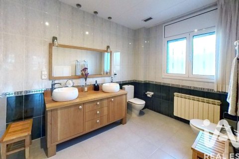 7 bedrooms house for sale in Calafell, Tarragona, Catalonia, Spain № 7510 - photo 6