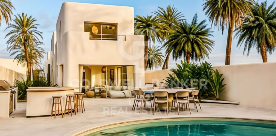 Сasa de 4 dormitorios en venta en Empuriabrava, Gerona, Cataluña, Spain № 7901