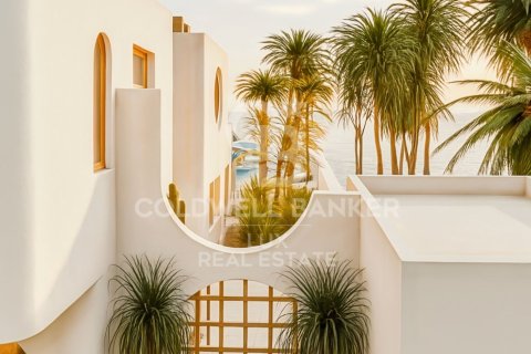 Сasa de 4 dormitorios en venta en Empuriabrava, Gerona, Cataluña, Spain № 7901 - foto 4