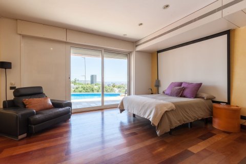 Сasa de 7 dormitorios en venta en Esplugues de Llobregat, Barcelona, Cataluña, Spain № 8146 - foto 13