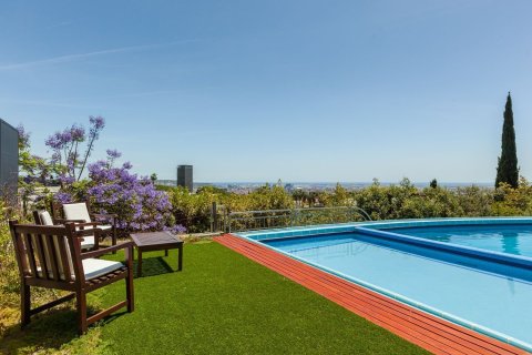 Сasa de 7 dormitorios en venta en Esplugues de Llobregat, Barcelona, Cataluña, Spain № 8146 - foto 4