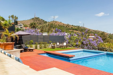 Сasa de 7 dormitorios en venta en Esplugues de Llobregat, Barcelona, Cataluña, Spain № 8146 - foto 3