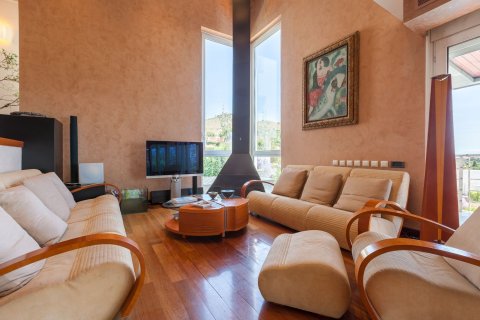 Сasa de 7 dormitorios en venta en Esplugues de Llobregat, Barcelona, Cataluña, Spain № 8146 - foto 17