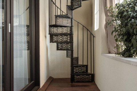 Apartamento de 3 dormitorios en venta en Sants-Montjuïc, Barcelona, Cataluña, Spain № 8149 - foto 19