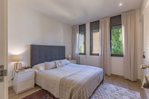 Купить дом в Сан-Жуст-Десверн, Испания с 9 комнат, 571м², № 8147 - фото 11
