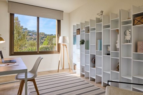 Apartamento de 4 dormitorios en venta en Begur, Gerona, Cataluña, Spain № 8150 - foto 14