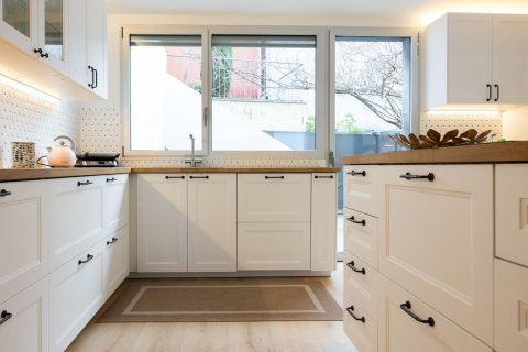 Сasa de 4 dormitorios en venta en Esplugues de Llobregat, Barcelona, Cataluña, Spain № 8148 - foto 19