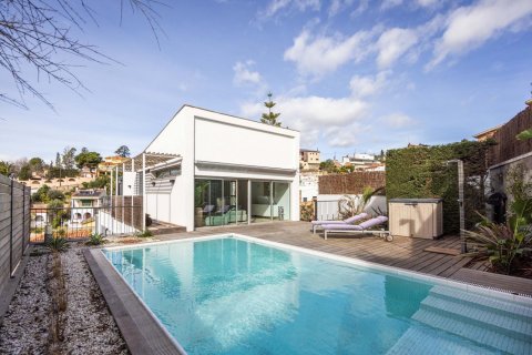 Сasa de 4 dormitorios en venta en Esplugues de Llobregat, Barcelona, Cataluña, Spain № 8148 - foto 5