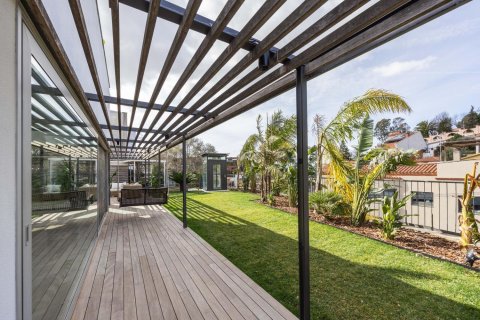 Сasa de 4 dormitorios en venta en Esplugues de Llobregat, Barcelona, Cataluña, Spain № 8148 - foto 27