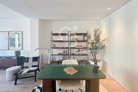 Apartamento de 2 dormitorios en venta en Barcelona, Cataluña, Spain № 5990 - foto 6