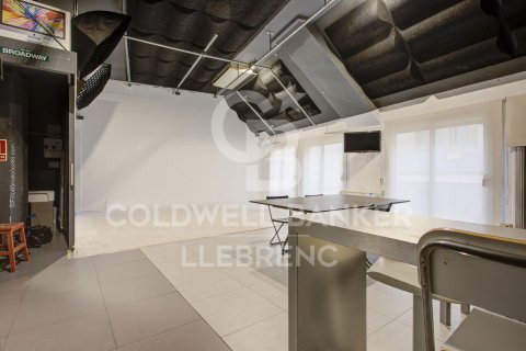 Dúplex de 354 m² en venta en Barcelona, Cataluña, Spain № 6073 - foto 27