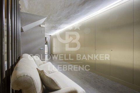 Dúplex de 354 m² en venta en Barcelona, Cataluña, Spain № 6073 - foto 18