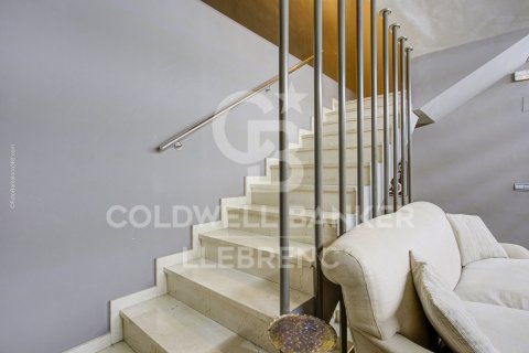 Dúplex de 354 m² en venta en Barcelona, Cataluña, Spain № 6073 - foto 16
