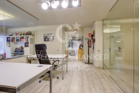 Dúplex de 354 m² en venta en Barcelona, Cataluña, Spain № 6073 - foto 9