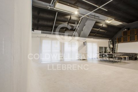 Dúplex de 354 m² en venta en Barcelona, Cataluña, Spain № 6073 - foto 30