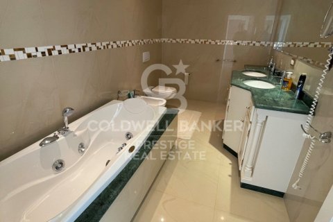 Villa de 6 dormitorios en venta en Lloret de Mar, Gerona, Cataluña, Spain № 6074 - foto 17