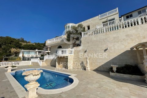 Villa de 6 dormitorios en venta en Lloret de Mar, Gerona, Cataluña, Spain № 6074 - foto 2