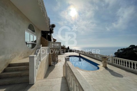 Villa de 6 dormitorios en venta en Lloret de Mar, Gerona, Cataluña, Spain № 6074 - foto 4