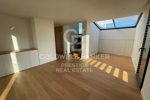 Сasa de 5 dormitorios en venta en Barcelona, Cataluña, Spain № 6076 - foto 18