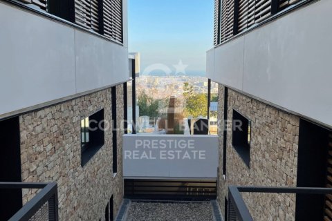 Сasa de 5 dormitorios en venta en Barcelona, Cataluña, Spain № 6076 - foto 3