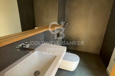 Сasa de 5 dormitorios en venta en Barcelona, Cataluña, Spain № 6076 - foto 11