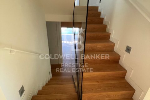 Сasa de 5 dormitorios en venta en Barcelona, Cataluña, Spain № 6076 - foto 8