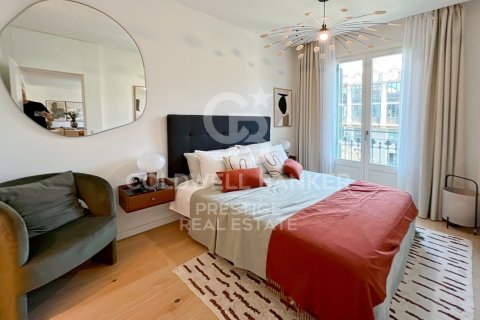 Apartamento de 2 dormitorios en venta en Barcelona, Cataluña, Spain № 5989 - foto 11