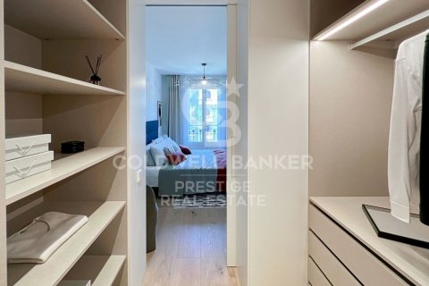 Apartamento de 2 dormitorios en venta en Barcelona, Cataluña, Spain № 5989 - foto 14