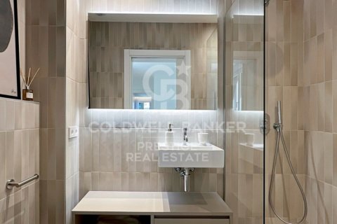 Apartamento de 2 dormitorios en venta en Barcelona, Cataluña, Spain № 5989 - foto 16
