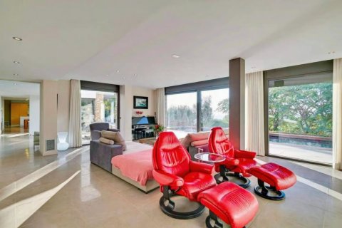 Villa de 5 dormitorios en venta en Blanes, Gerona, Cataluña, Spain № 1805 - foto 3