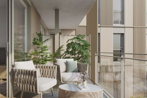 Apartamento de 4 dormitorios en venta en Jardins de Can Matas Tiana, Barcelona, Cataluña, Spain № 2935 - foto 12