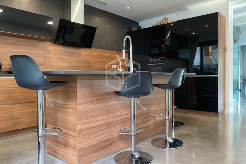 Villa de 5 dormitorios en venta en Castelldefels, Barcelona, Cataluña, Spain № 928 - foto 5