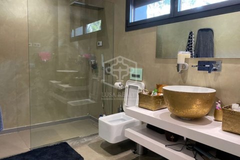 Villa de 5 dormitorios en venta en Castelldefels, Barcelona, Cataluña, Spain № 928 - foto 12