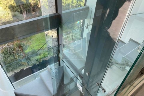 Villa de 5 dormitorios en venta en Castelldefels, Barcelona, Cataluña, Spain № 928 - foto 7