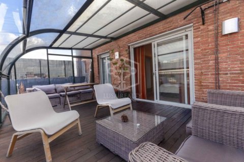 Apartamento de 5 dormitorios en venta en Barcelona, Cataluña, Spain № 929 - foto 26