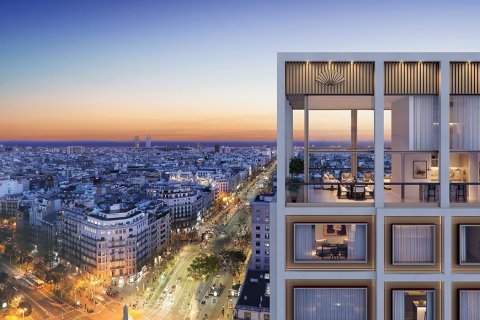 Apartamento de 3 dormitorios en venta en Barcelona, Cataluña, Spain № 1770 - foto 2