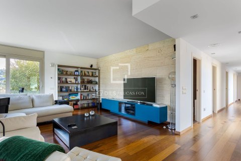Villa de 4 dormitorios en venta en Vallromanes, Barcelona, Cataluña, Spain № 3895 - foto 10