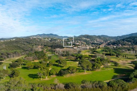 Villa de 4 dormitorios en venta en Vallromanes, Barcelona, Cataluña, Spain № 3895 - foto 2