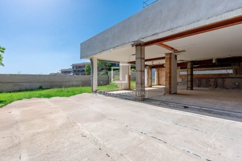 Villa de 5 dormitorios en venta en Esplugues de Llobregat, Barcelona, Cataluña, Spain № 3898 - foto 30